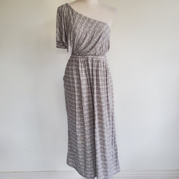 Maeve | Anthropologie Wide Leg One Shoulder Jumpsuit - Picture 2 of 12
